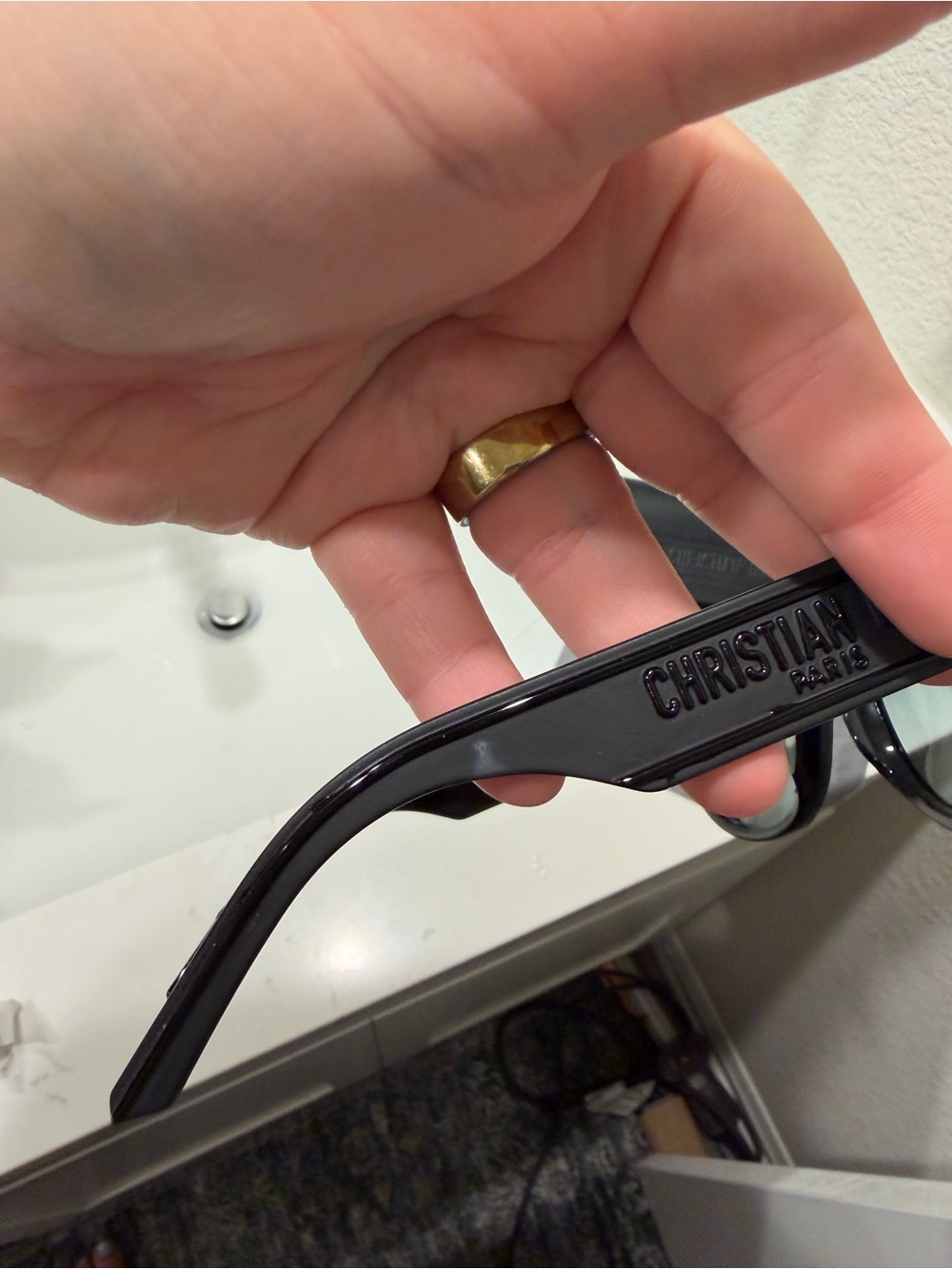 Christian Dior Black Oversized Sunglasses - Picture 7 of 9
